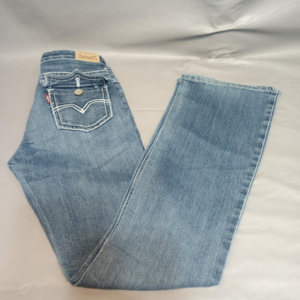 Youth Levi's size 14 regular blue jeans, boot cut distressed girls